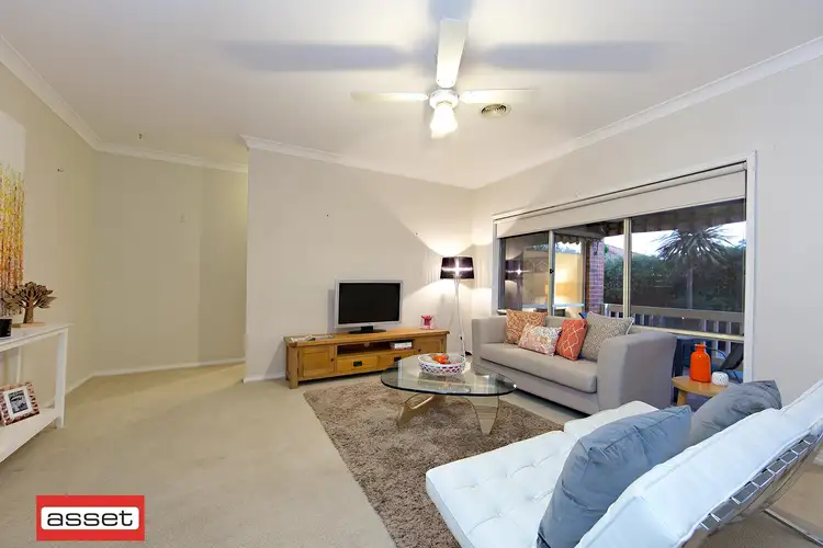 Sixth view of Homely house listing, 2 Louise Mack Walk, Lynbrook VIC 3975