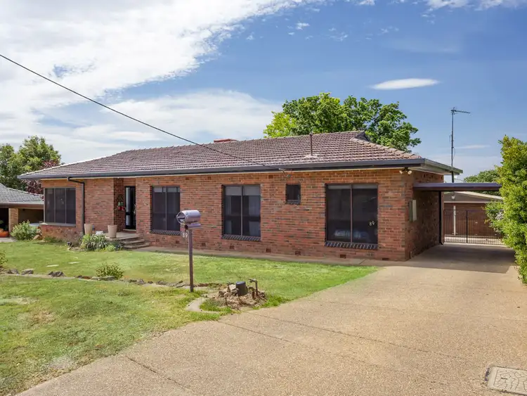 89 Leavenworth Drive, Mount Austin NSW 2650