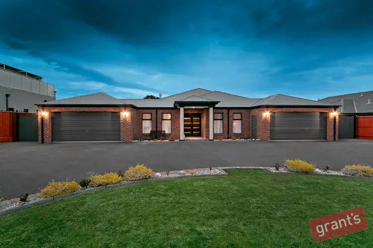 29 Rose Garden Court, Narre Warren North VIC 3804