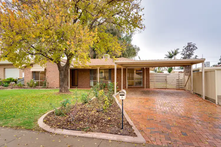 Second view of Homely house listing, 3 GRELIS COURT, Red Cliffs VIC 3496