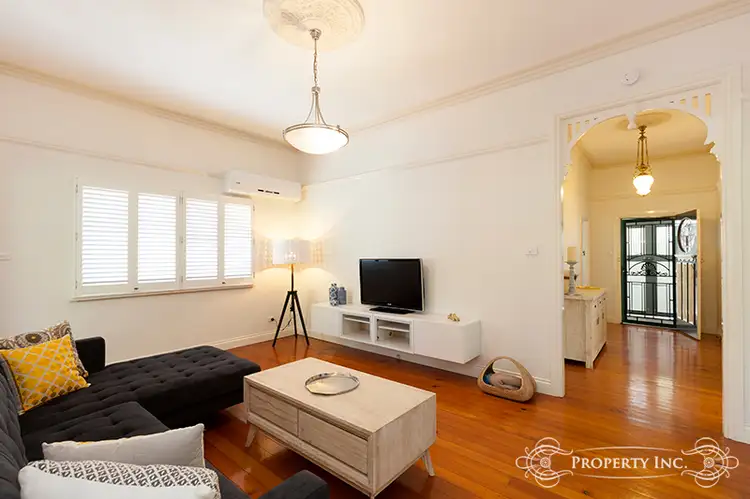 Main view of Homely house listing, 53 Wentworth Parade, Balmoral QLD 4171