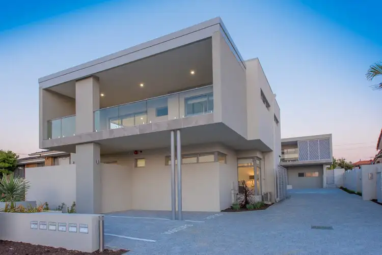 Unit 2, 396 Albert St, Balcatta WA 6021
