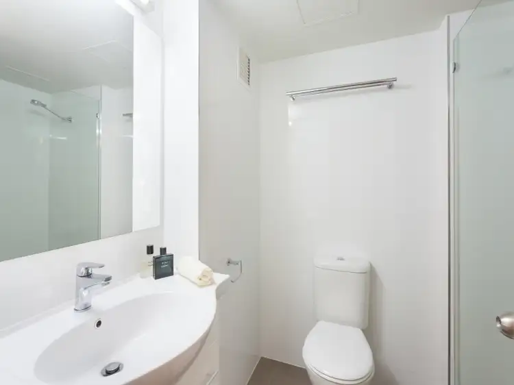 Sixth view of Homely unit listing, 4/69 Leichhardt Street, Spring Hill QLD 4000
