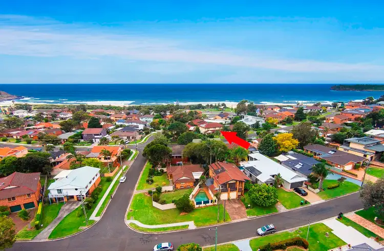14 Talinga Ave, Kiama Downs NSW 2533