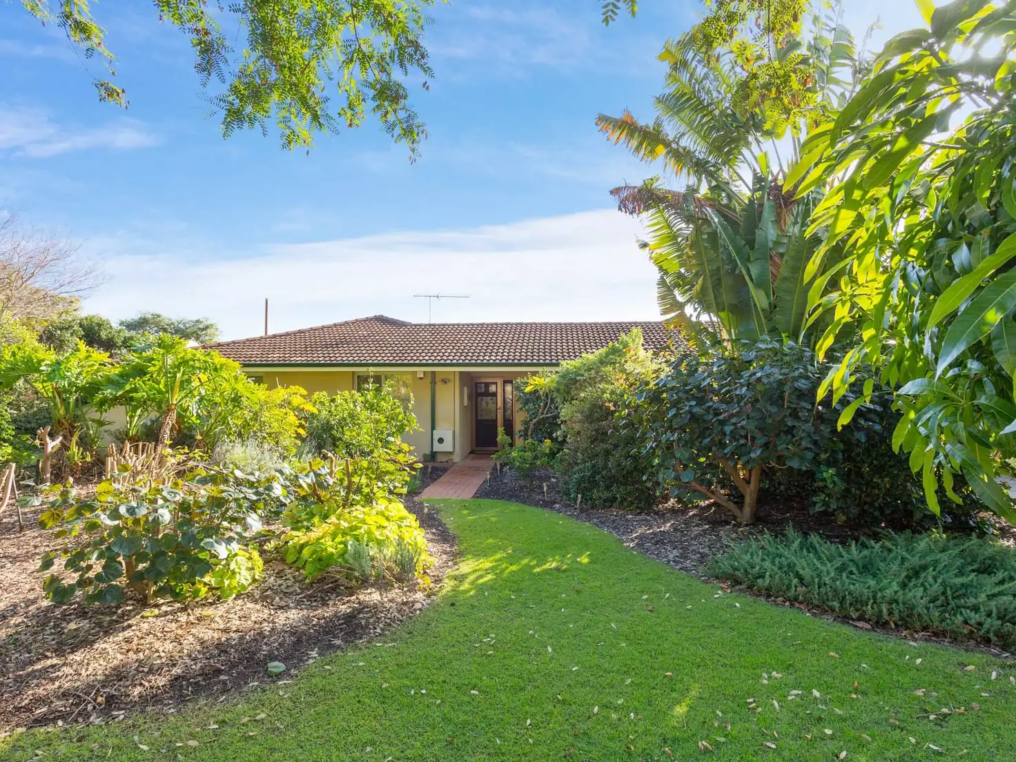 Main view of Homely house listing, 4 Rodinga Close, Rossmoyne WA 6148