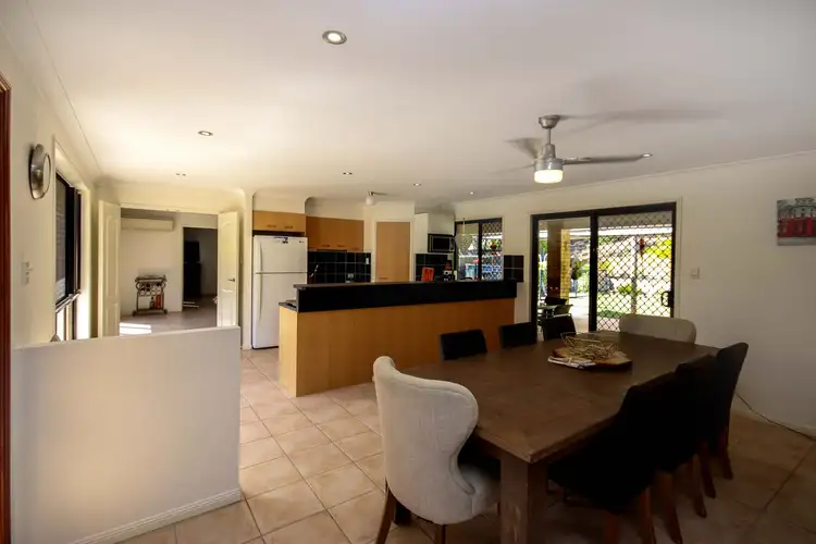 Sixth view of Homely house listing, 2 Bloomfield Place, Beerwah QLD 4519