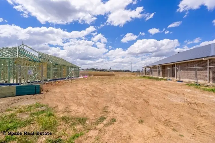 Lot 418 Hansford Street, Oran Park NSW 2570