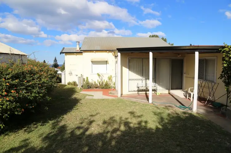 17 Dempster Street, Esperance WA 6450