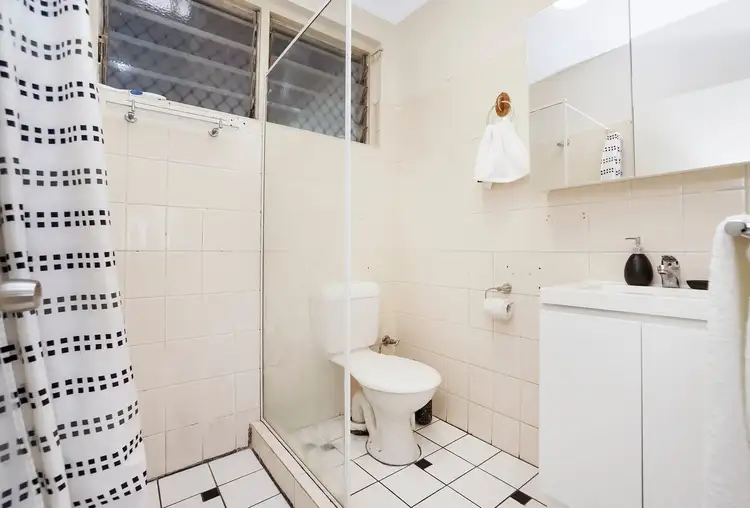 Fifth view of Homely apartment listing, 1/3 Banyan Street, Fannie Bay NT 820