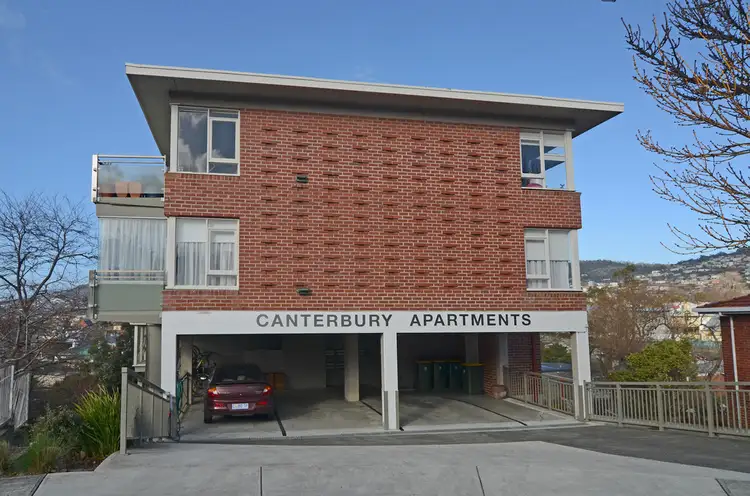 1-7 MONTGOMERY COURT, Sandy Bay TAS 7005