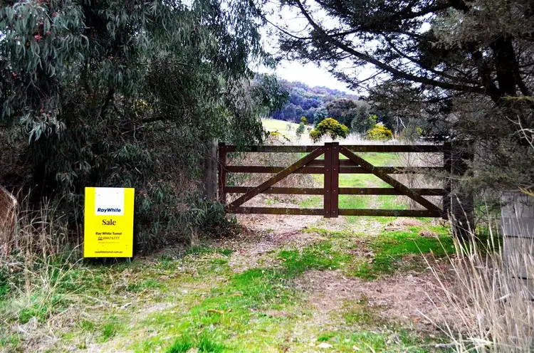 33 Rifle Range Road, Tumut NSW 2720