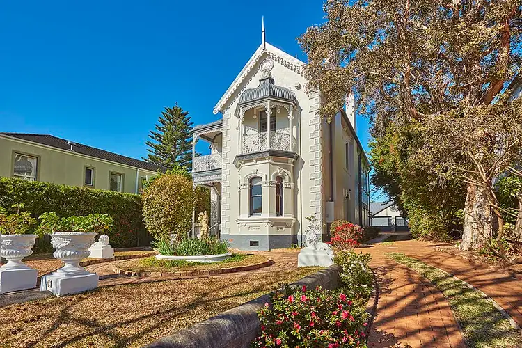 2/41 George st, Marrickville NSW 2204