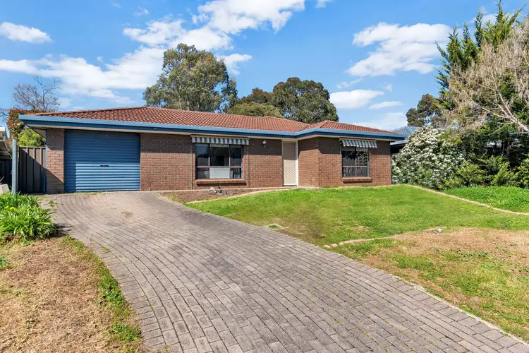 15 Deborah Road, Aberfoyle Park SA 5159