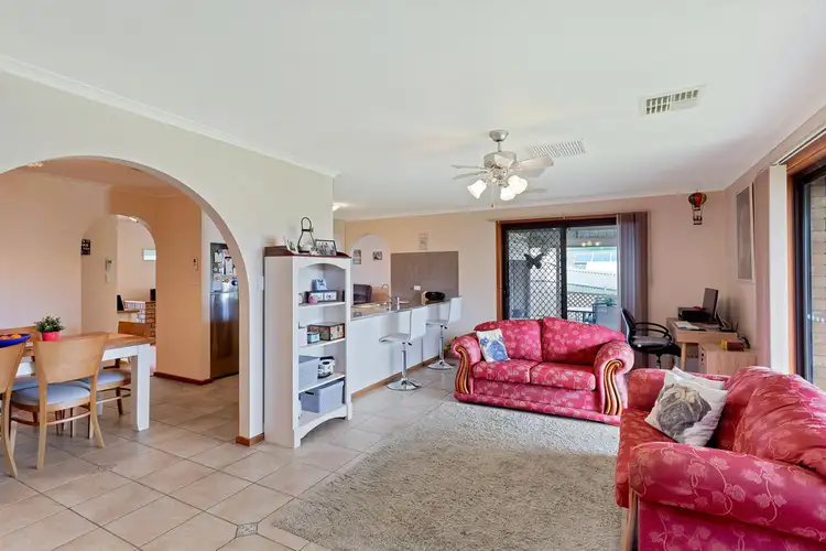 Fourth view of Homely house listing, 8 Hibiscus Court, Morphett Vale SA 5162