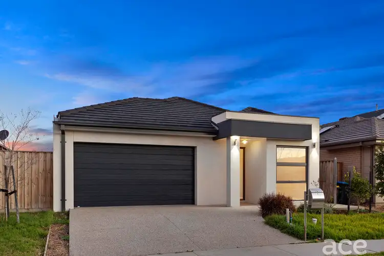 Second view of Homely house listing, 28 Simonson Way, Williams Landing VIC 3027