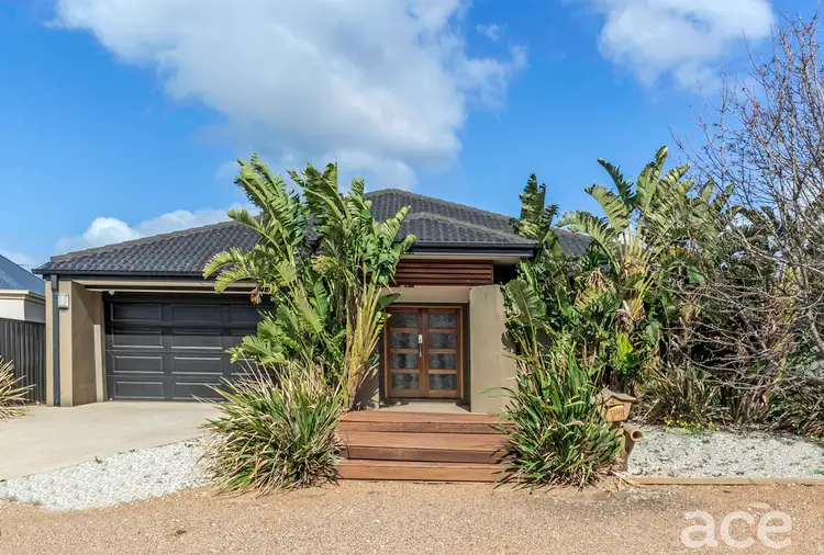 2 Sassafras Close, Point Cook VIC 3030