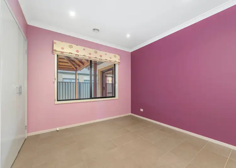 Seventh view of Homely house listing, 2 Sassafras Close, Point Cook VIC 3030