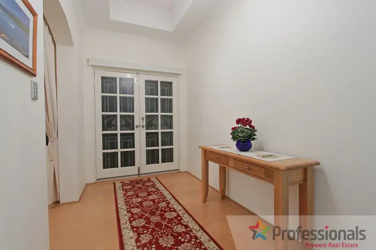 Sixth view of Homely house listing, 4 Shawood Place, Willetton WA 6155