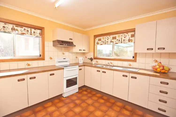 17 Carrathool Street, Griffith NSW 2680