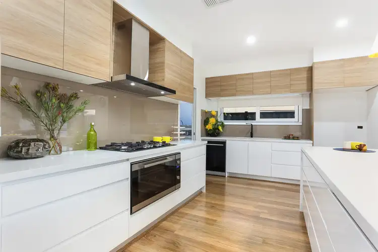Seventh view of Homely house listing, 5 Mundaring Crescent, Craigieburn VIC 3064