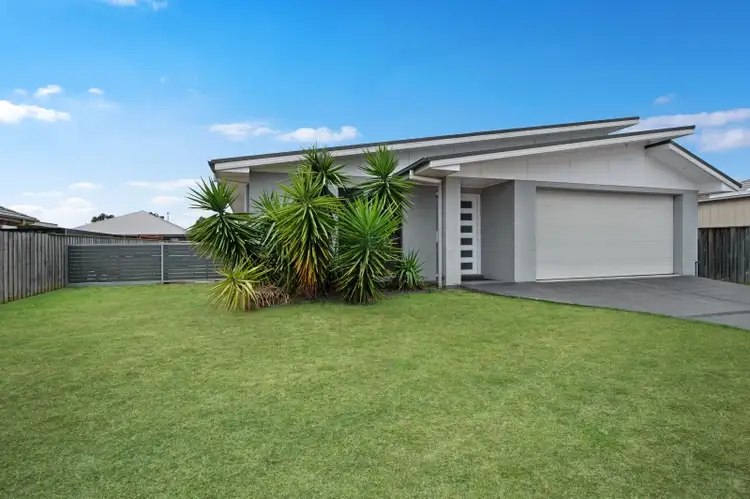 4 Estramina Way, Tanilba Bay NSW 2319