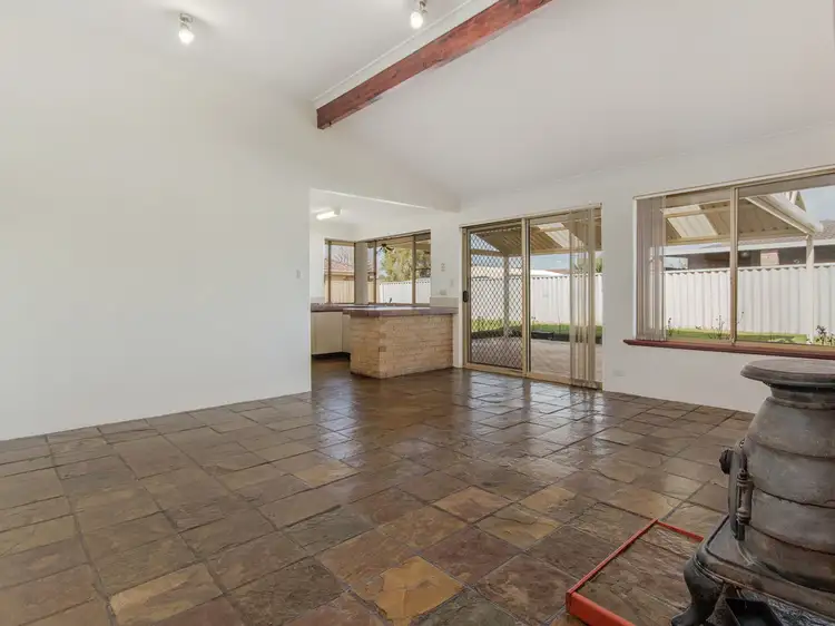 Fifth view of Homely house listing, 2 Hope Place, Waikiki WA 6169