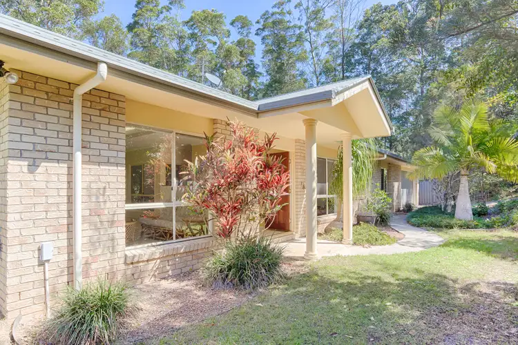 37 Whitewood Court, Lake Macdonald QLD 4563