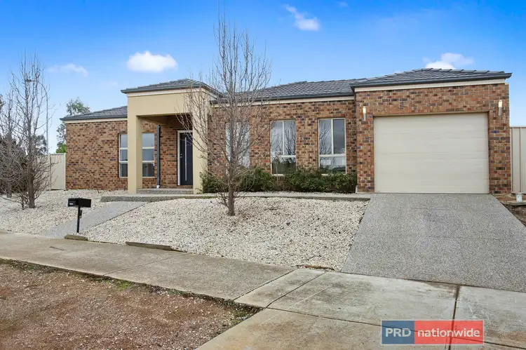 15 Beauview Court, Kurunjang VIC 3337