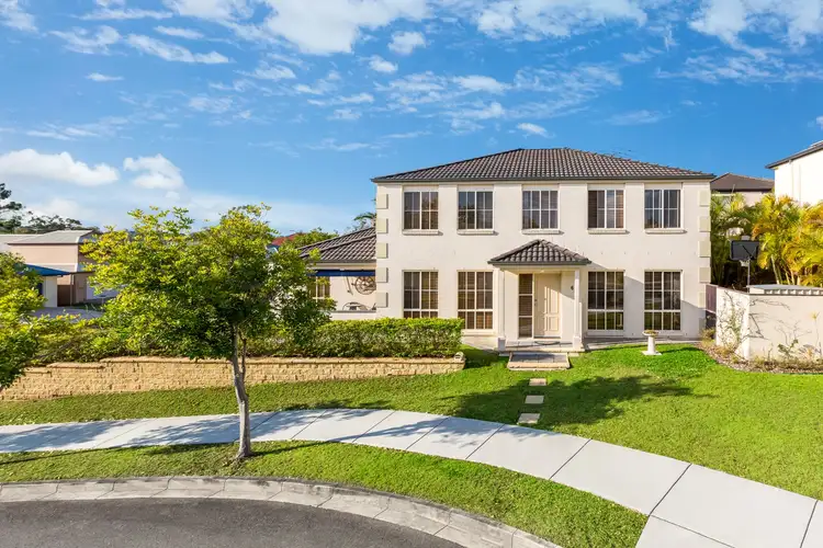 6 Jetty Walk, Forest Lake QLD 4078