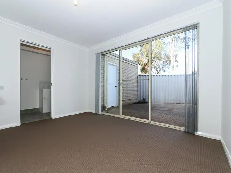 Fourth view of Homely townhouse listing, 9/5 Primula Close, Murdoch WA 6150