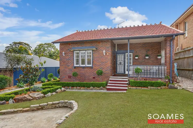 8 Stewart Avenue, Hornsby NSW 2077