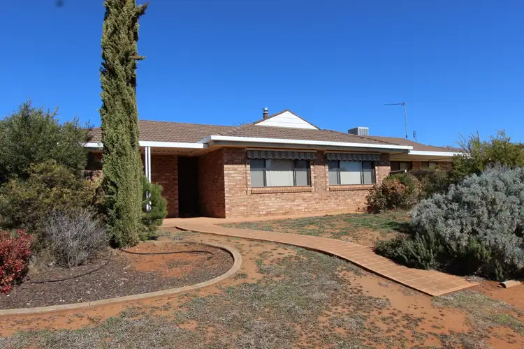 Second view of Homely house listing, 2 Skidmore Street, Temora NSW 2666