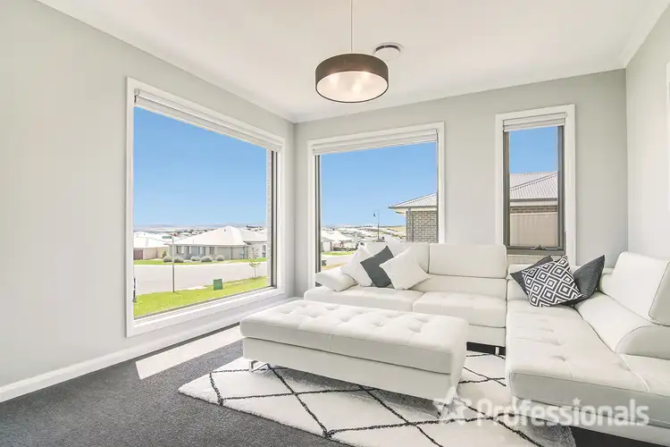 Second view of Homely house listing, 8 Dillon Drive, Kelso NSW 2795