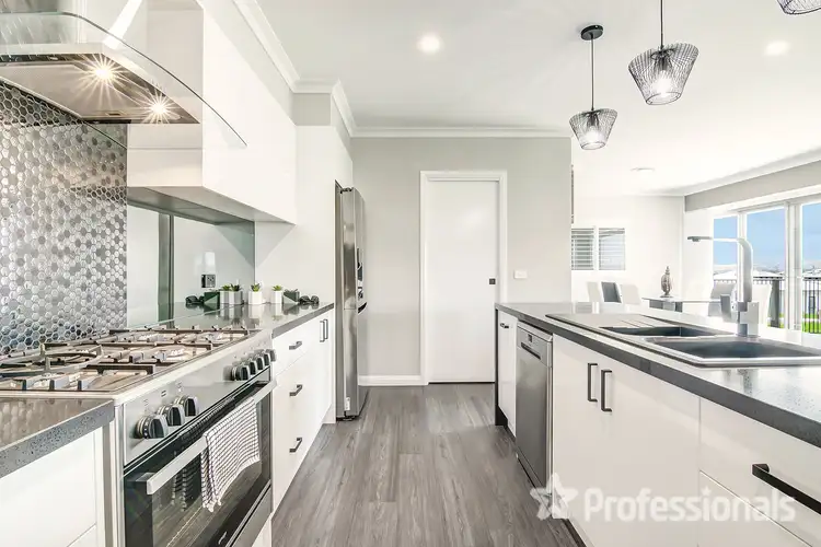 Fourth view of Homely house listing, 8 Dillon Drive, Kelso NSW 2795