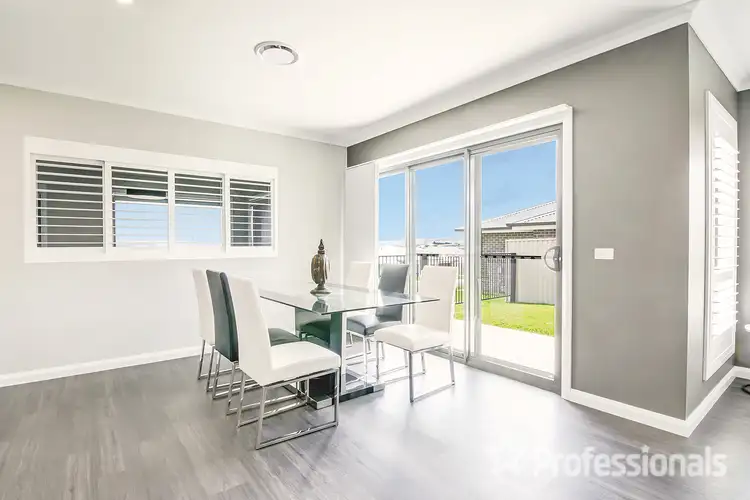 Fifth view of Homely house listing, 8 Dillon Drive, Kelso NSW 2795