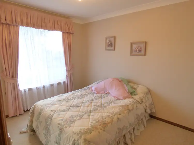Sixth view of Homely villa listing, 2/10 Blackett Avenue, Young NSW 2594