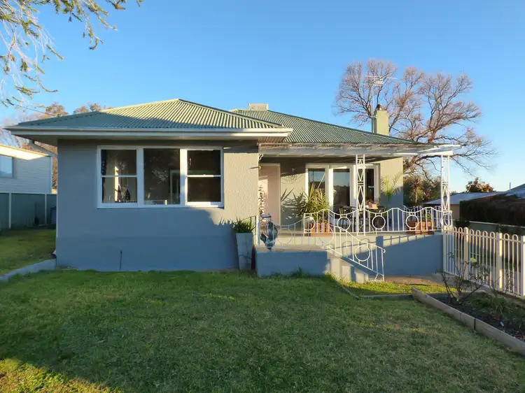 36 William Street, Young NSW 2594