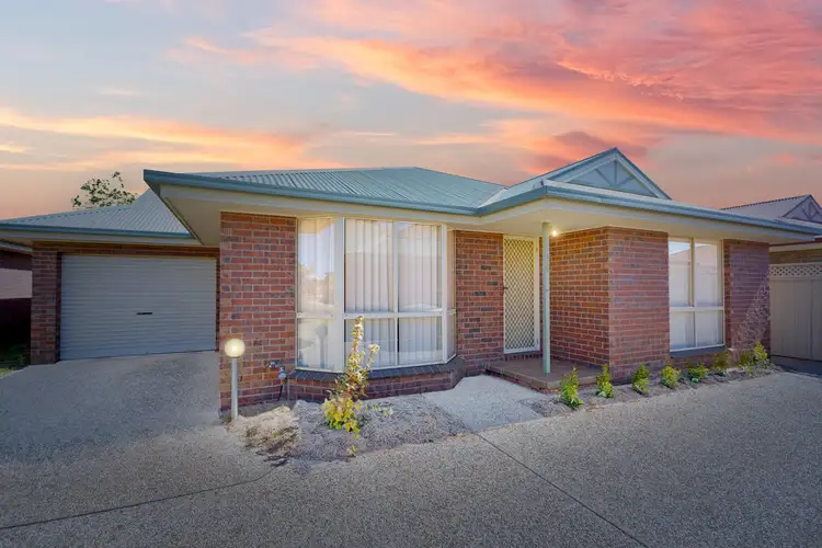 Main view of Homely unit listing, 10/17-19 Watson Road, Griffith NSW 2680