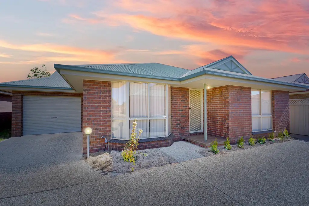 Main view of Homely unit listing, 10/17-19 Watson Road, Griffith NSW 2680