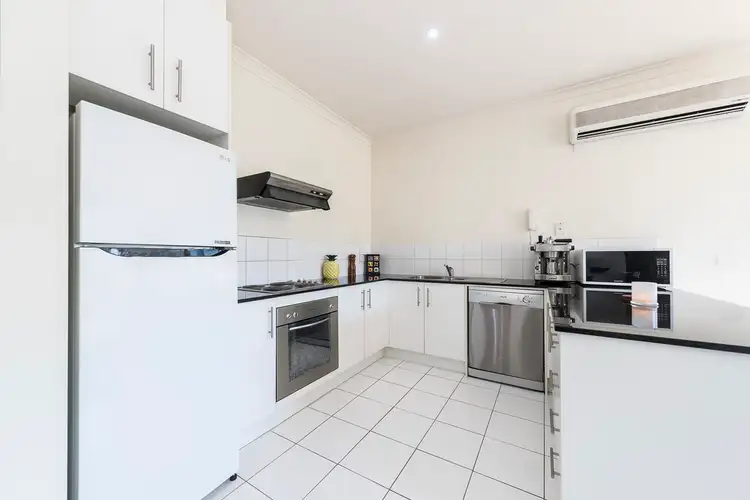 Fourth view of Homely townhouse listing, 2/39 Diamond Boulevard, Greensborough VIC 3088