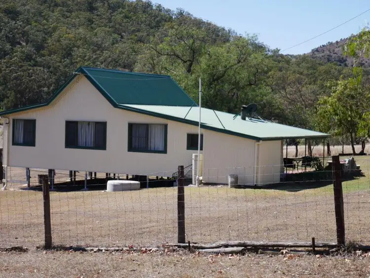 325 ACRES GRAZING LIFESTYLE, Bell QLD 4408