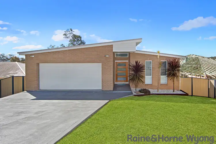 12 Melbourne Road, Wadalba NSW 2259