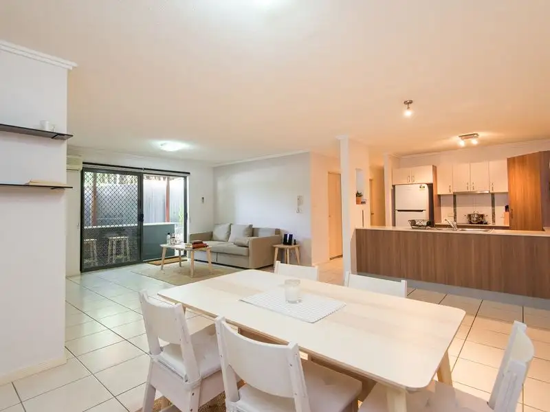 Main view of Homely unit listing, 5/42 School Street, Kelvin Grove QLD 4059