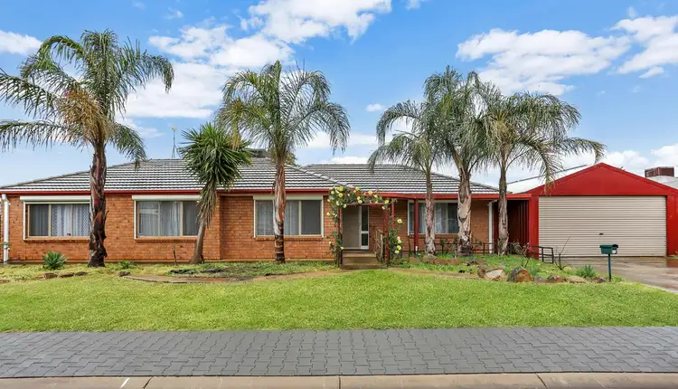 12 Riddoch Drive