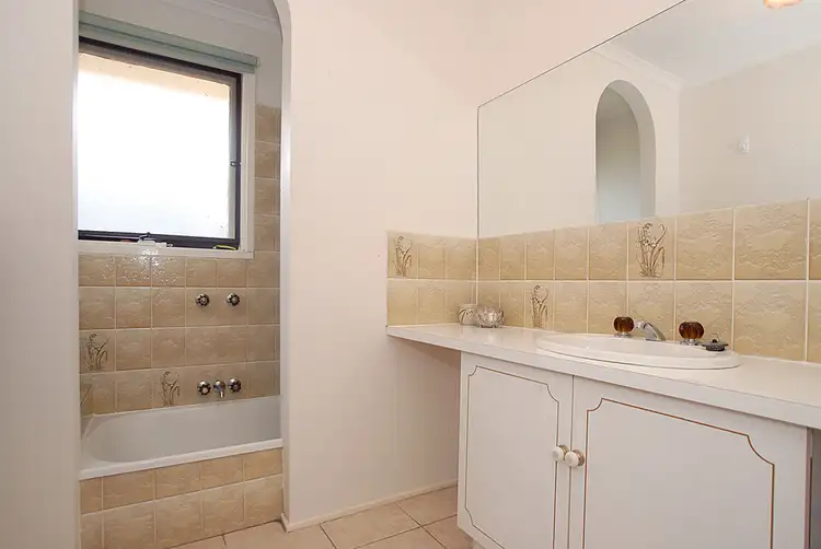 Sixth view of Homely house listing, 27 Balmain Drive, Carrum Downs VIC 3201