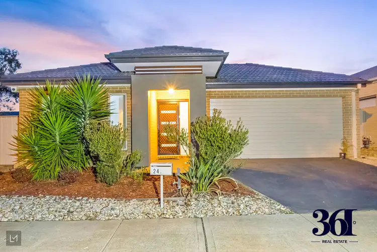 24 Robyn Street, Brookfield VIC 3338
