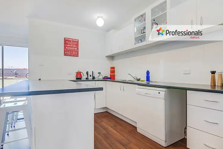 Sixth view of Homely house listing, 8 Moresby Way, West Bathurst NSW 2795