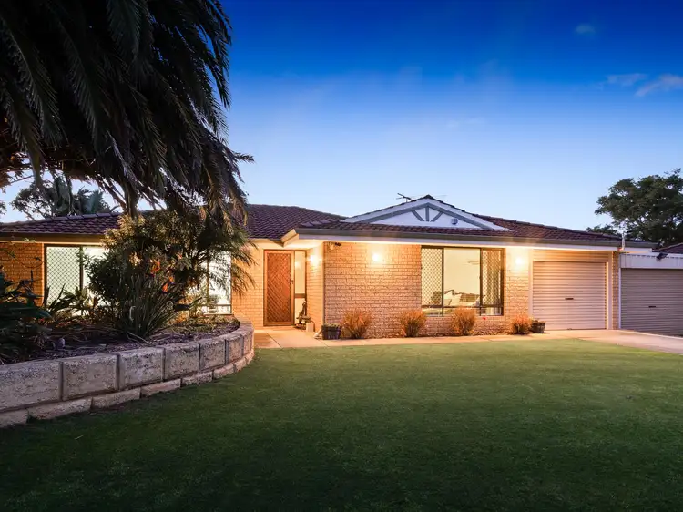 4 Spicer Place, Bellevue WA 6056