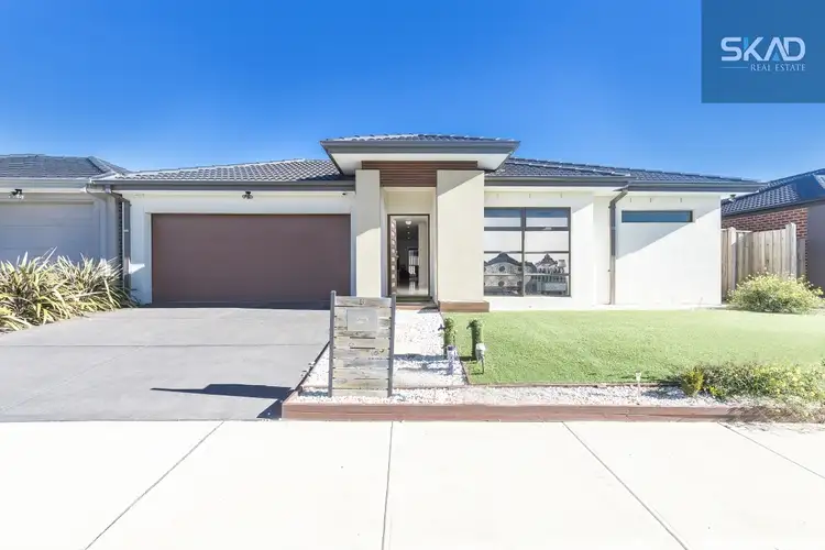 5 Whinfell Street, Mickleham VIC 3064