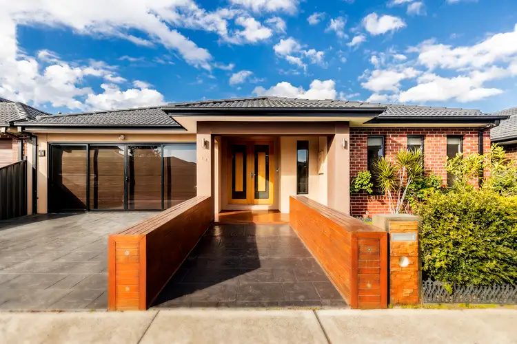 14 Westbury Parkway, Roxburgh Park VIC 3064